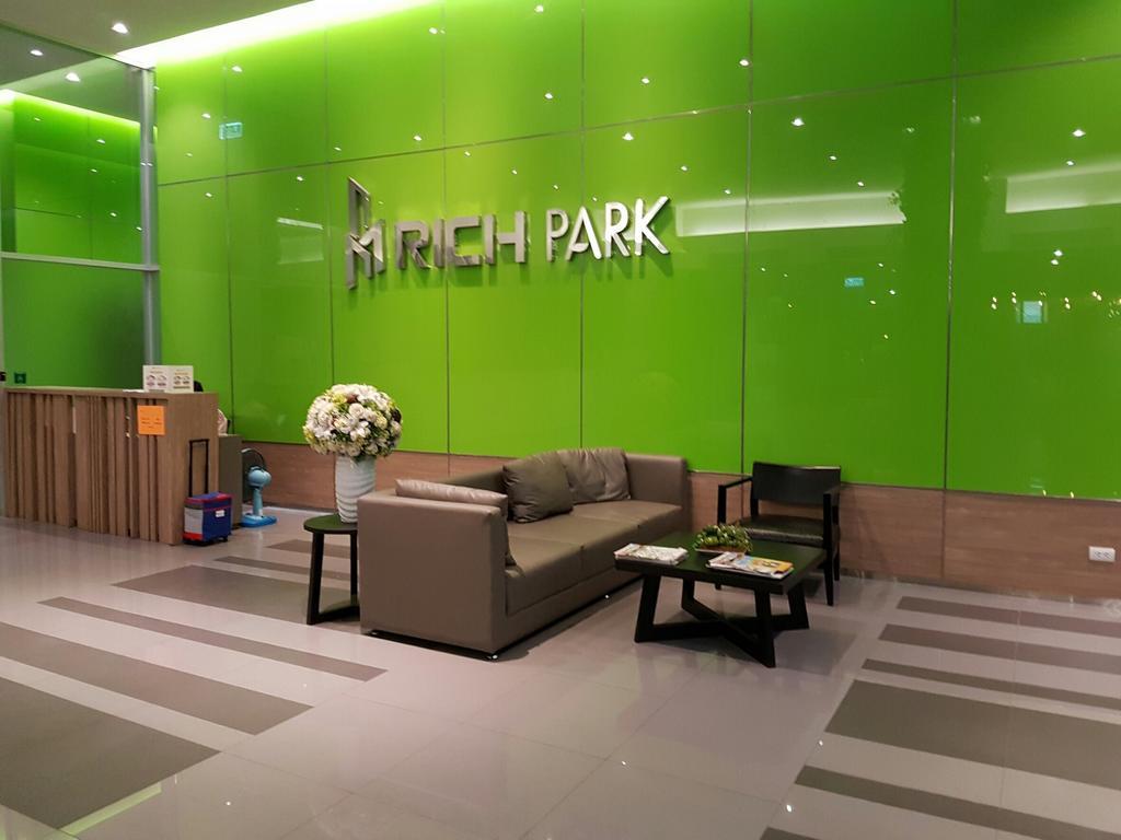 Rich Park@Tao Poon Interchange 방콕 외부 사진
